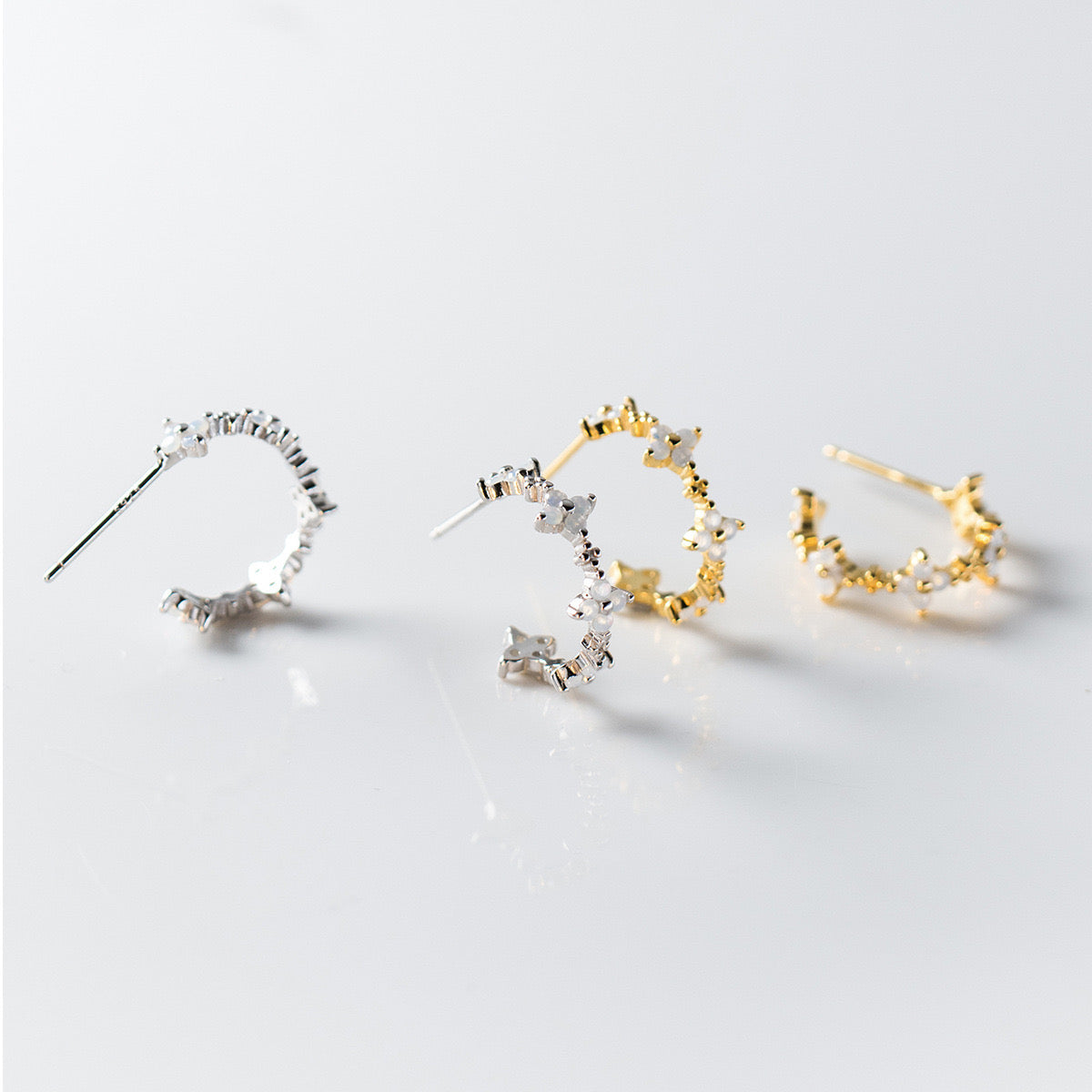 Clara Flower Stud Earring