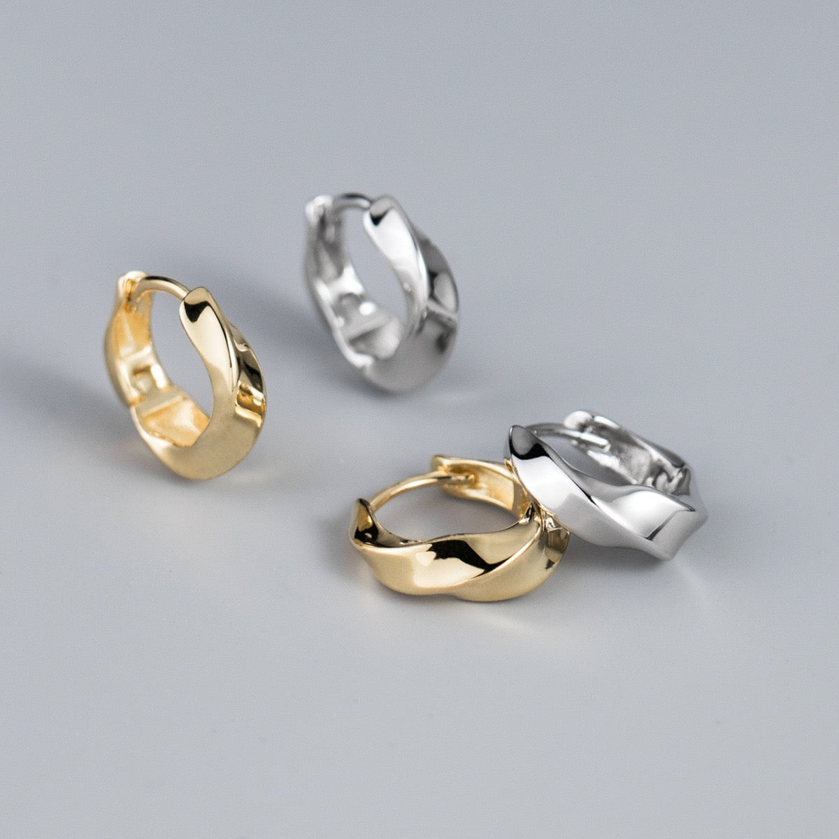 Ivy Thick Twisted Huggies Earring