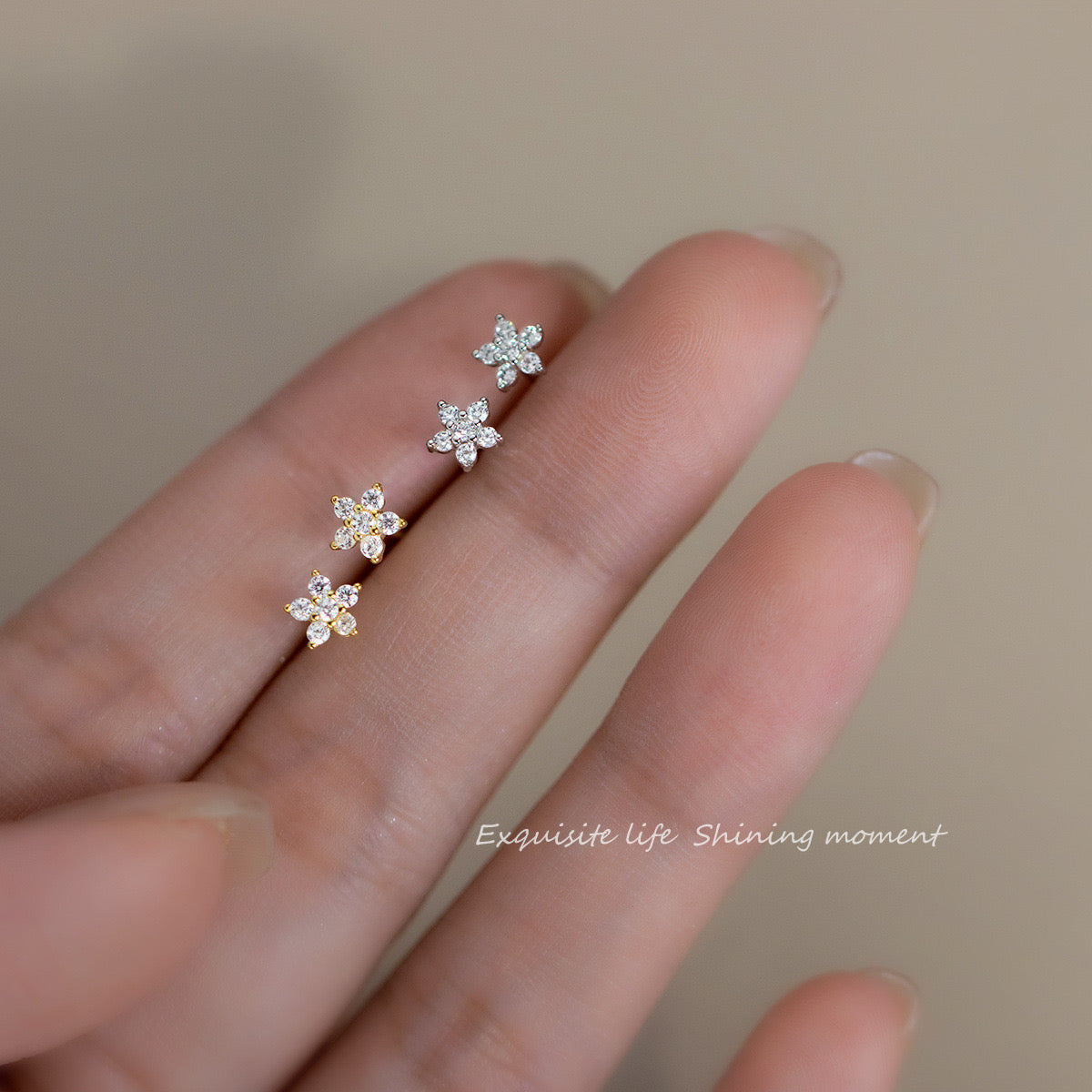 Tiny Shine Flower Stud Earring