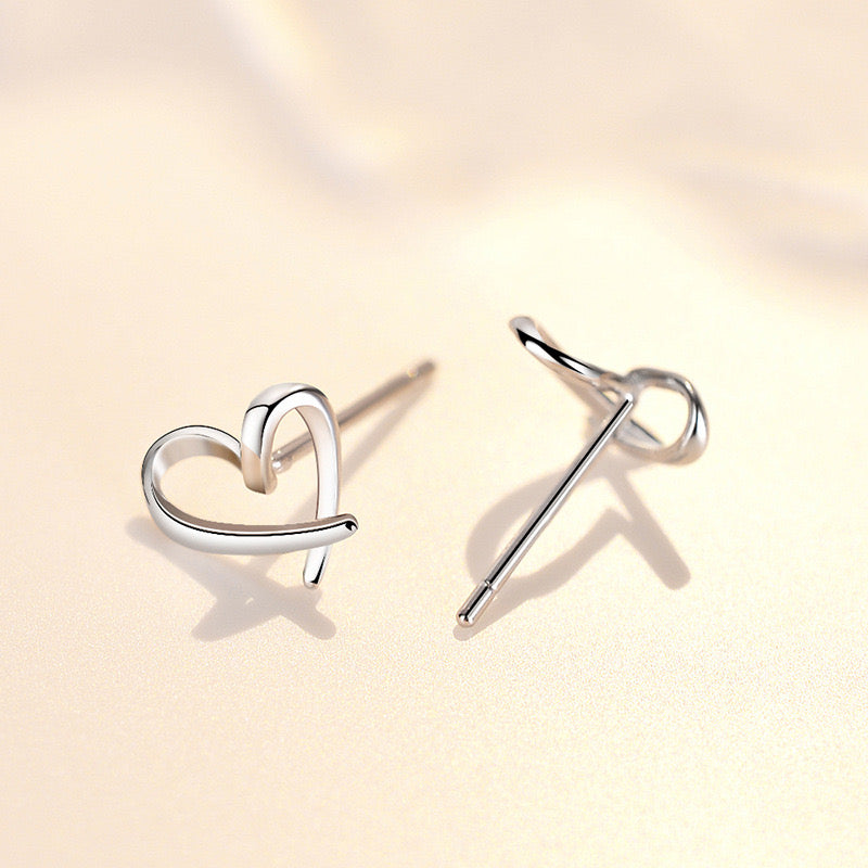 Love Shape Earring