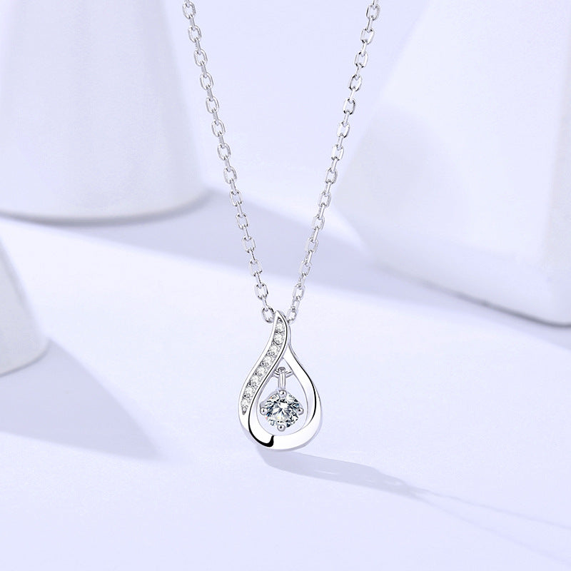 Ollie Droplet Pendant Necklace