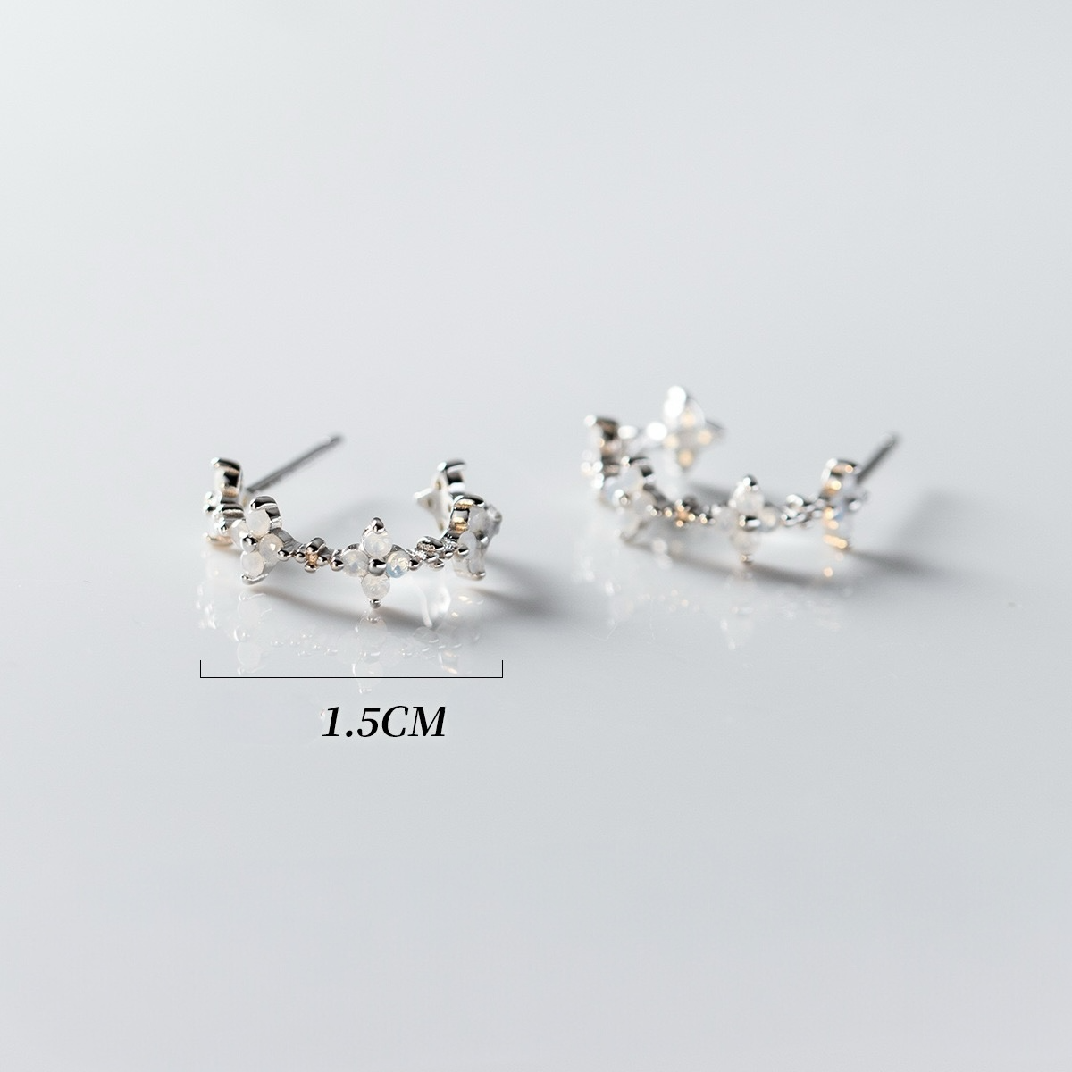 Clara Flower Stud Earring