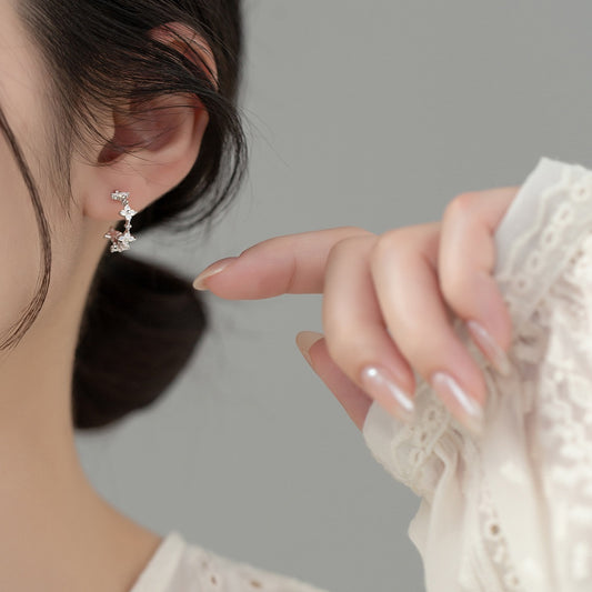 Clara Flower Stud Earring