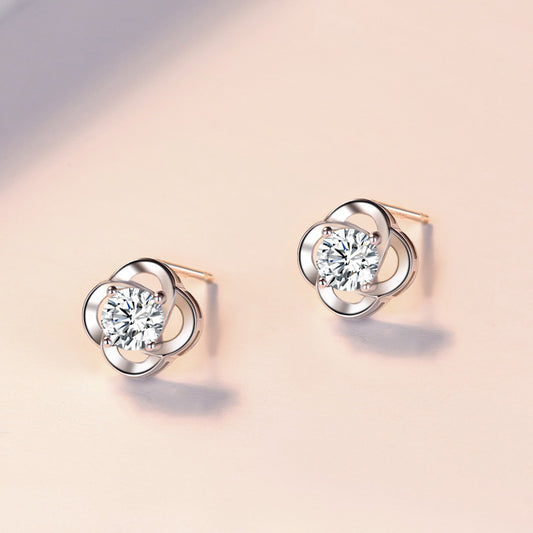 Clove Shine Stud Earring