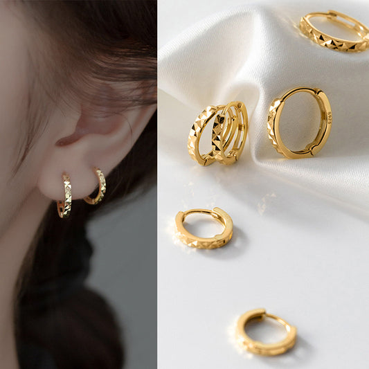 Kaia Radiant Huggie Hoop Earring